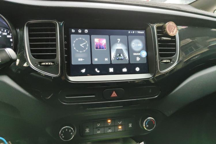 Used Kia Carens 2013 2.0L 5-Seater Automatic Comfort Version China IV Standard
