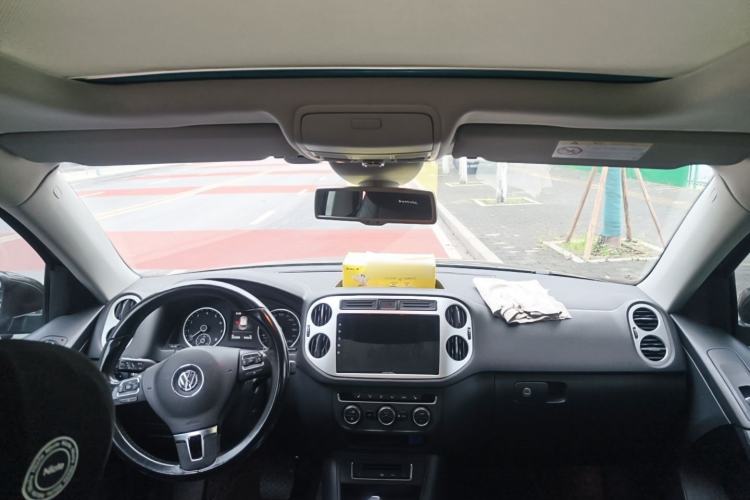 Used Volkswagen Tiguan 2015 2.0 TSI Automatic All-Wheel Drive Flagship Edition
