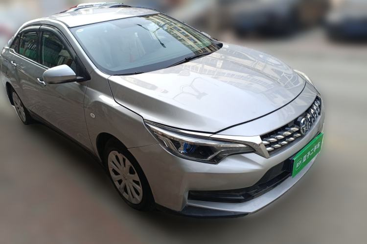 Used Venucia D60 2019 100 000 Glory 1.6L Entry Manual ChenShang Edition China VI
