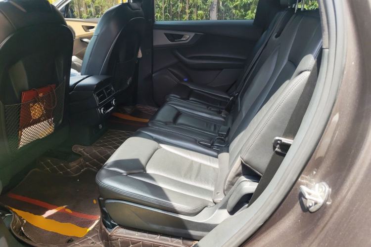 Used Audi Q7 2019 45 TFSI Comfort Model