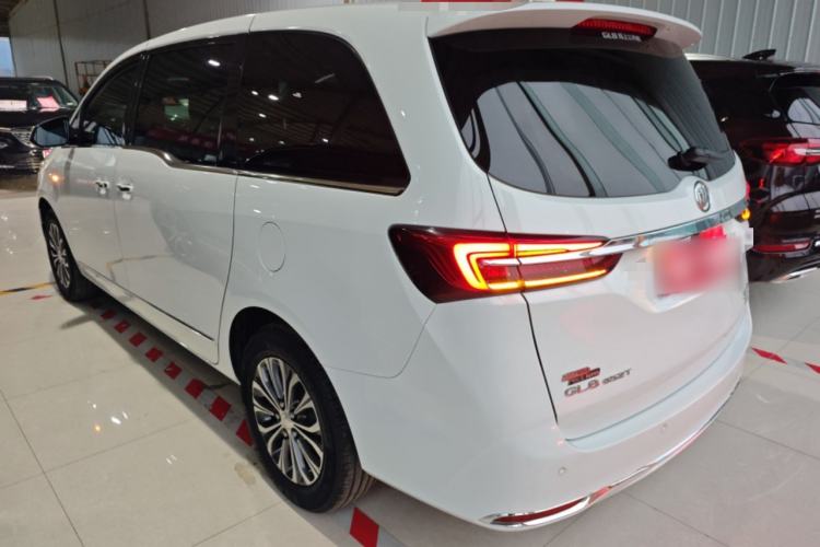 Used Buick GL8 2021 Land Cruiser Executive Class 652T Luxury Model Rear Left 45 Deg