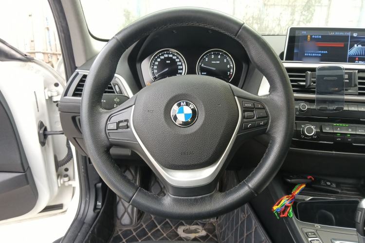 Used BMW 1 Series 2018 118i Leading Model Steering Wheel