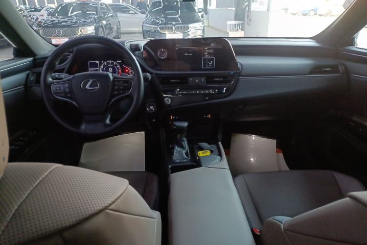 Used Lexus ES 2021 200 Excellence Edition