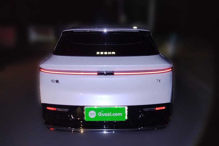 Used Zeekr 7X 2025 100 kWh Long-Range Rear-Wheel Drive with Intelligent Driving Features Rear