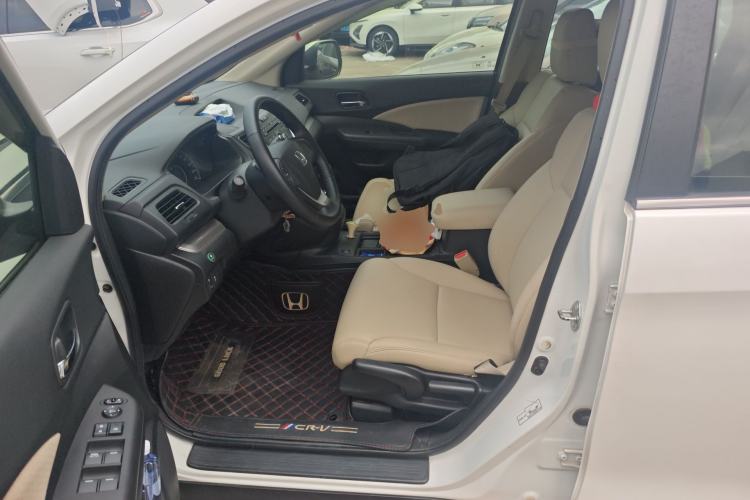 Used Honda CR-V 2015 2.0L two-wheel drive urban version Left Front Seat