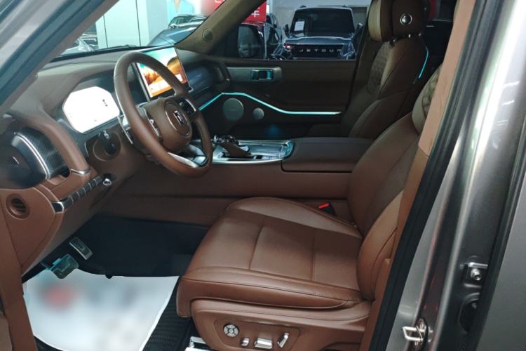 Used Tank 700 New Energy 2024 Hi4-T Extreme Edition Left Front Seat