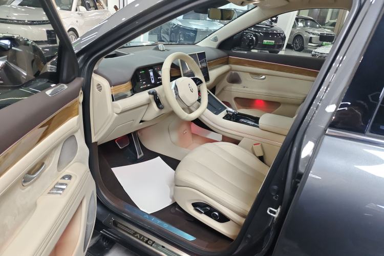 Used Hima AITO M7 2024 1.5T Rear-Drive Plus Version 6 Seats