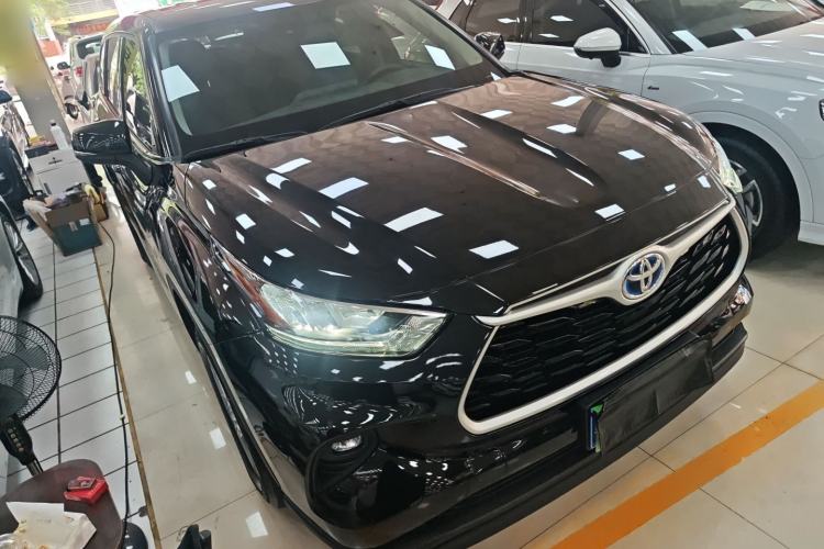 Used Toyota Highlander 2023 2.5L Smart Electric Hybrid Dual-Drive Elite Version 7 Seats Front Right 45 Deg
