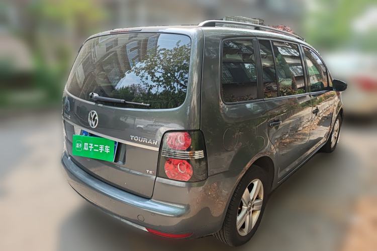 Used Volkswagen Touran 2013 1.4T Manual Fashion Edition 5 Seats Rear Right 45 Deg