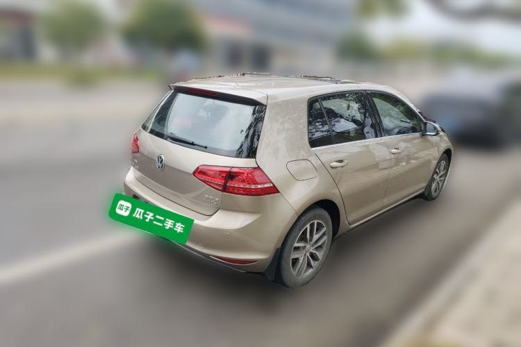 Used Volkswagen Golf 2016 230TSI Automatic Luxury Version Rear Right 45 Deg