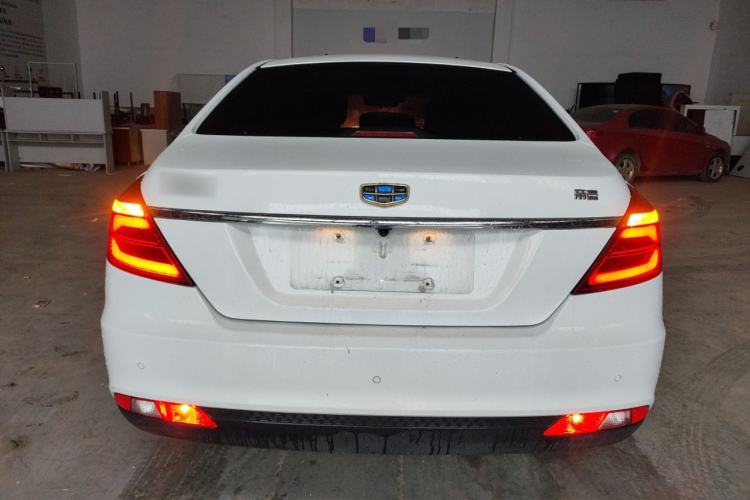 Used Geely Auto Emgrand 2017 Sedan Million Edition 1.5L CVT Upward Connectivity Version

