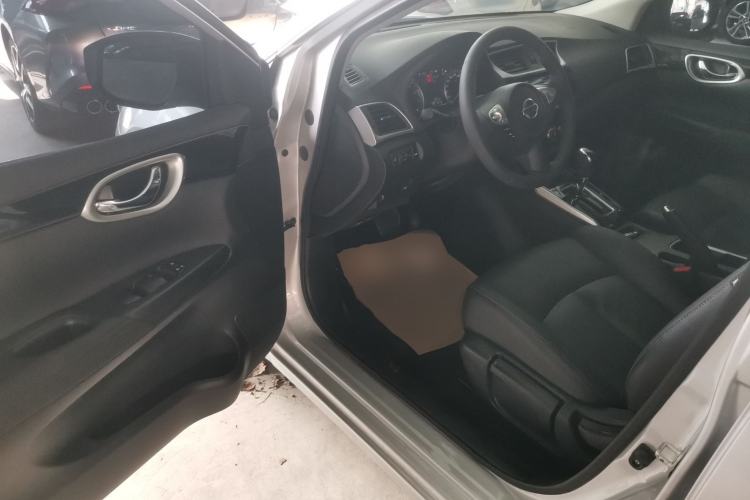 Used Nissan Sylphy 2019 1.6XV CVT Smart Connect Luxury Edition China VI Standard Driver Seat