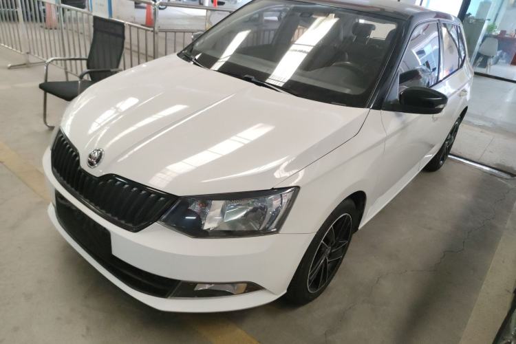 Used Skoda Fabia 2015 1.6L Automatic Sport Edition