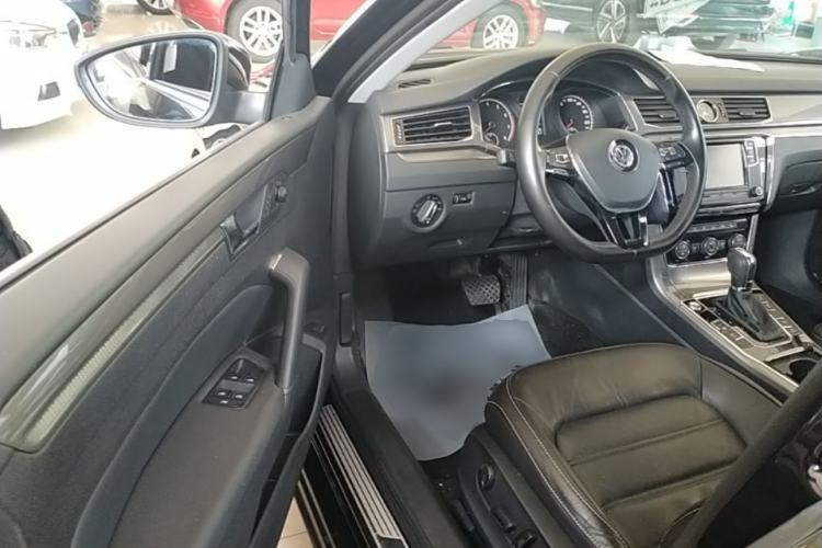 Used Volkswagen Passat 2017 330TSI DSG Luxury Edition
