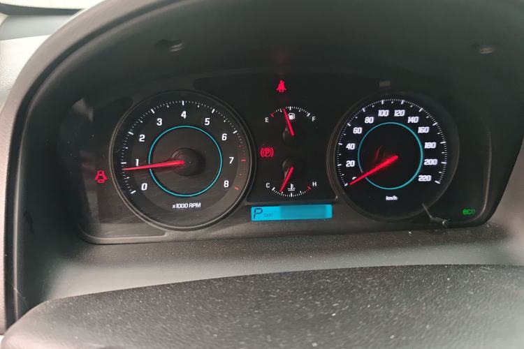 Used Chevrolet Captiva 2011 2.4 AT 7-Seater Luxury Navigation Edition
