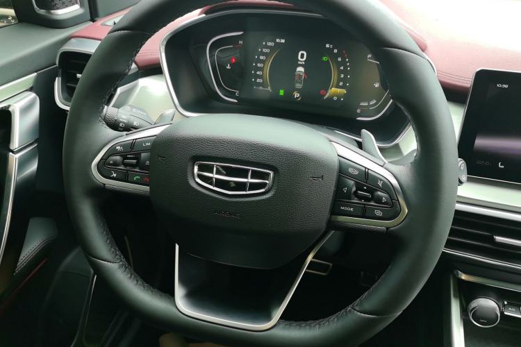 Used Geely Auto Coolray 2019 Sport Model 260T DCT Battle China V Standard Steering Wheel