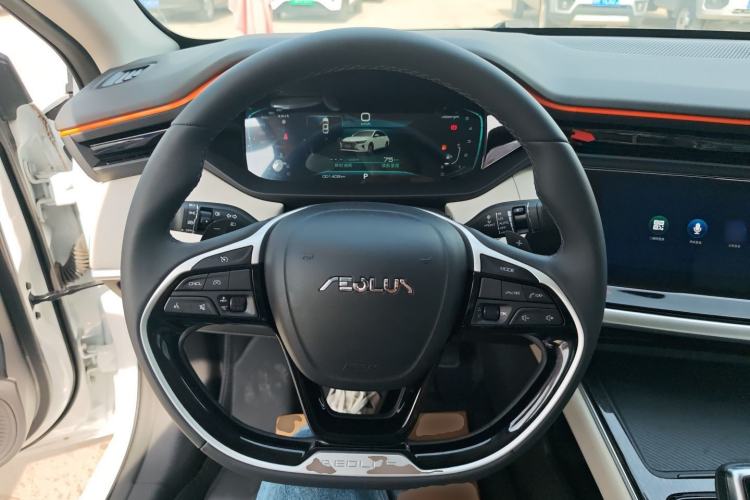 Used Dongfeng Aeolus Yixuan MAX 2021 1.5T Super Cool Trendy Dad Edition Steering Wheel