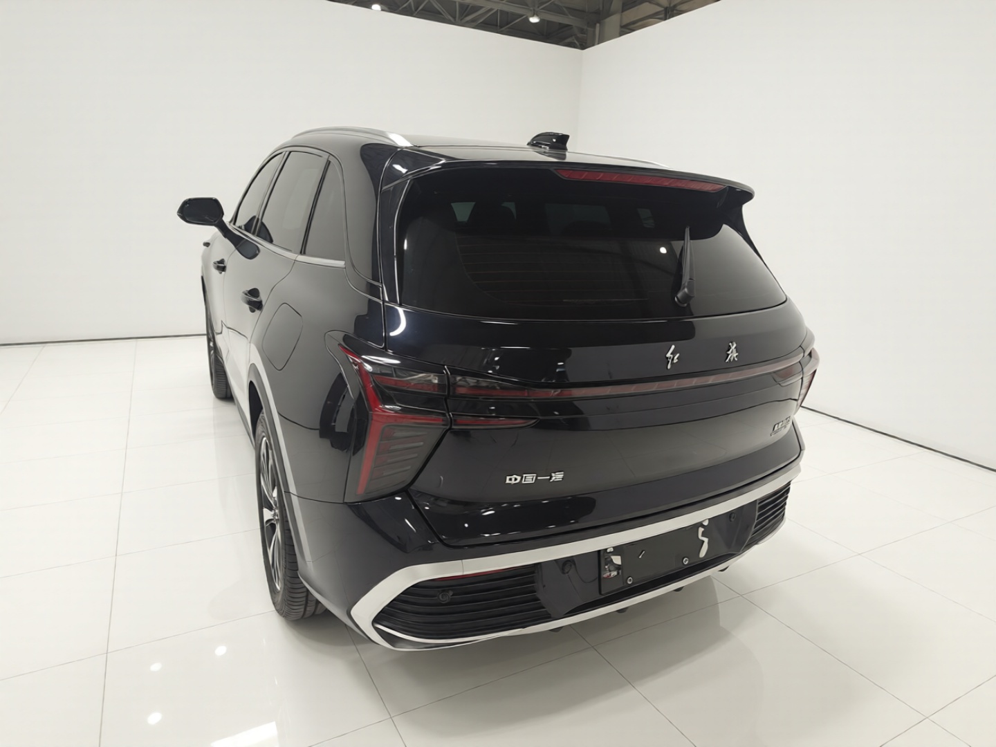 Hongqi HS3 PHEV 2025 Model 125km Jingwei 2 Millionth Anniversary Edition — снимка 5
