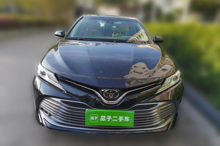 Used Toyota Camry 2018 2.0G Luxury Edition
