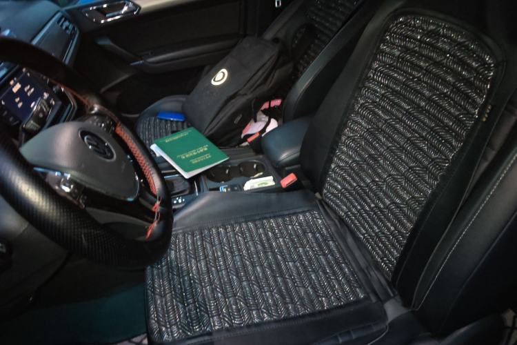 Used Volkswagen Touran 2021 Volkswagen Touran L 280TSI DSG Boundary Edition 7-Seater Left Front Seat