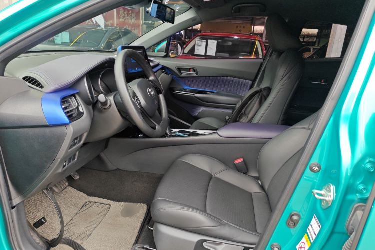 Used Toyota C-HR 2018 2.0L Leading Edition China VI Left Front Seat