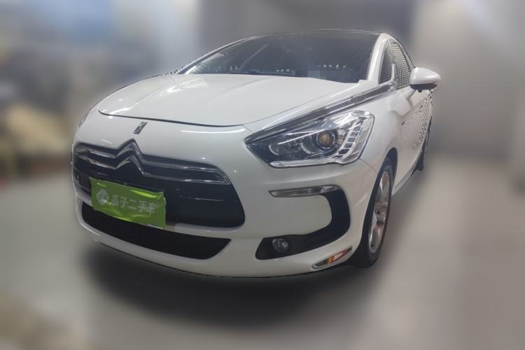 Used DS 5 2014 1.6T Luxury Edition THP160
