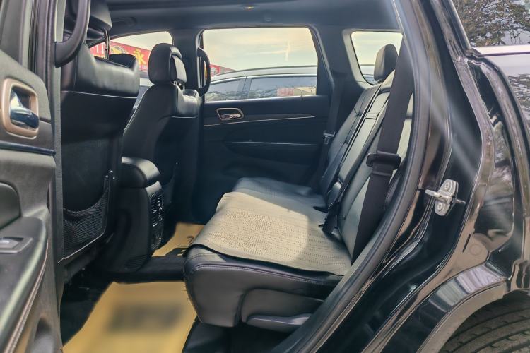 Used Jeep Grand Cherokee 2016 3.0L Comfort Navigation Edition