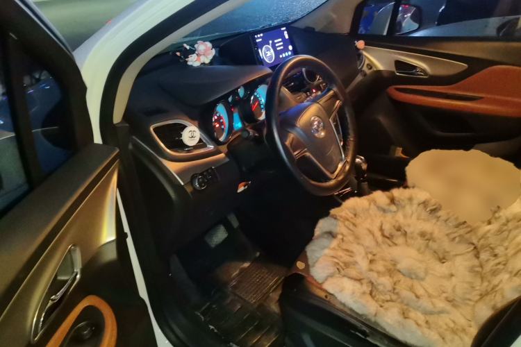 Used Buick Encore 2014 1.4T Automatic Two-Wheel Drive Urban Elite Model Driver Seat