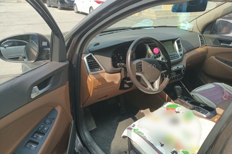 Used Hyundai Tucson 2015 1.6T Dual-Clutch Two-Wheel-Drive Smart Model
