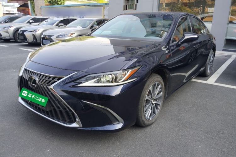 Used Lexus ES 2023 200 Excellence Edition