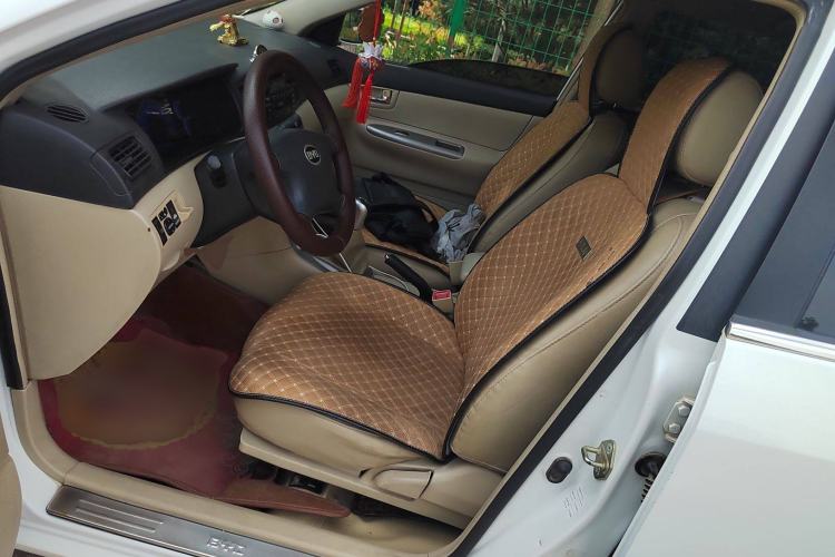 Used BYD F3 2013 Energy-Saving Edition 1.5L Manual Standard Model