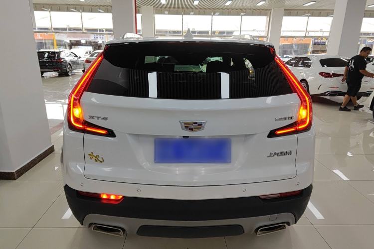 Used Cadillac XT4 2021 28T Two-Wheel Drive Leading Version