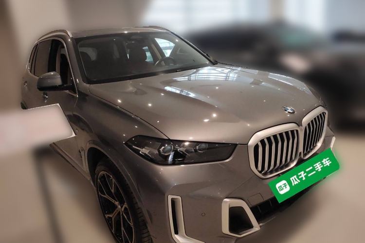 Used BMW X5 2023 xDrive 30Li Luxury M Sport Package
