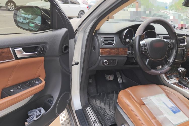 Used Haval H8 2015 2.0T Four-Wheel Drive Prestige Version Driver Seat