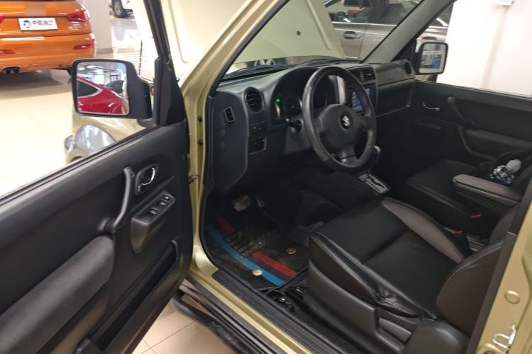 Used Suzuki Jimny 2009 1.3 AT Fashion Edition Driver Seat