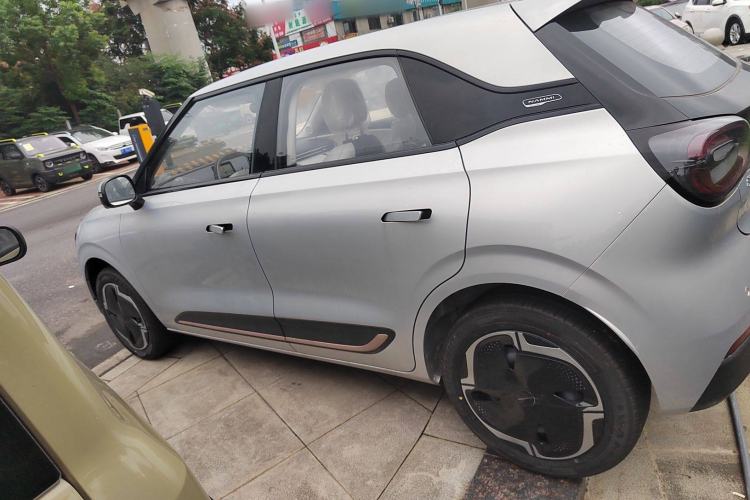 Used Dongfeng NAMMI 01 2024 New Edition 330 Plus Smart+
