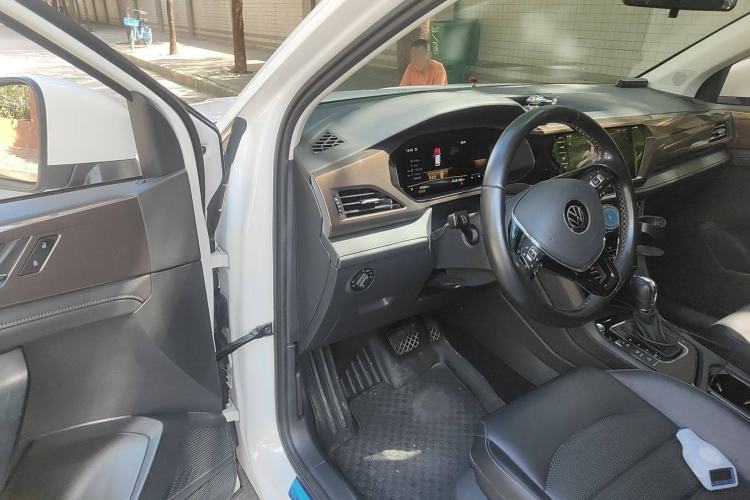 Used Volkswagen Tharu 2022 280TSI Two-Wheel-Drive Luxury Edition