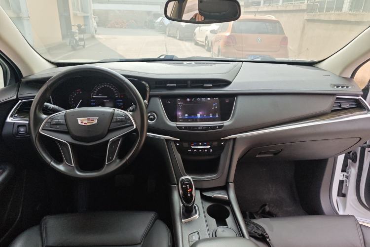 Used Cadillac XT5 2016 25T Luxury Model