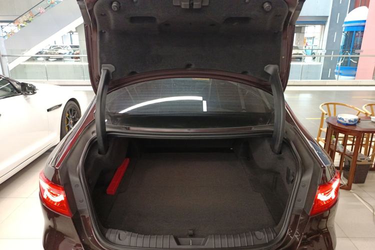 Used Jaguar XFL 2017 XFL 2.0T 240PS Luxury Edition