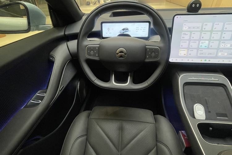 Used Nio ET5T 2025 75 kWh Touring Steering Wheel