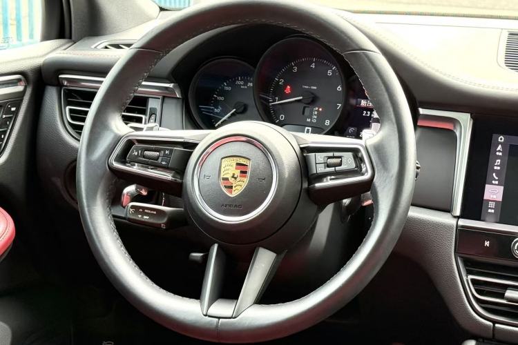 Used Porsche Macan 2022 Macan 2.0T