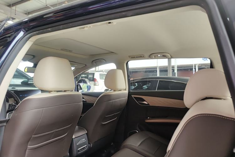 Used BYD Song MAX New Energy 2022 DM-i 105KM Prestige Model Headliner