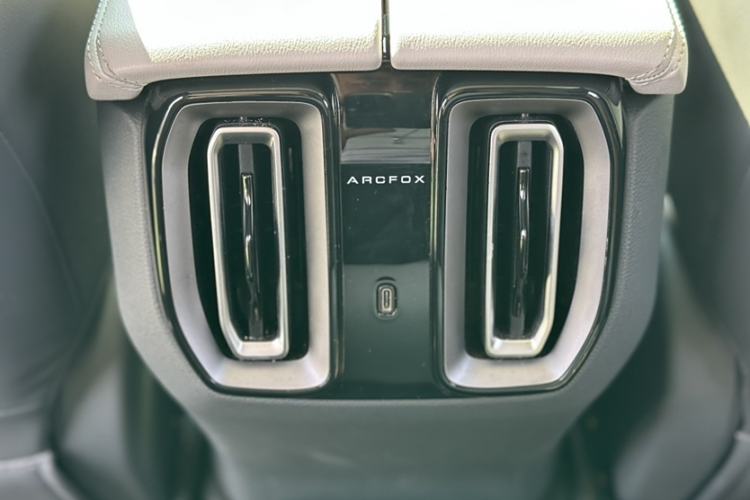 Used ARCFOX Alpha S5 2024 560MAX 185kW
