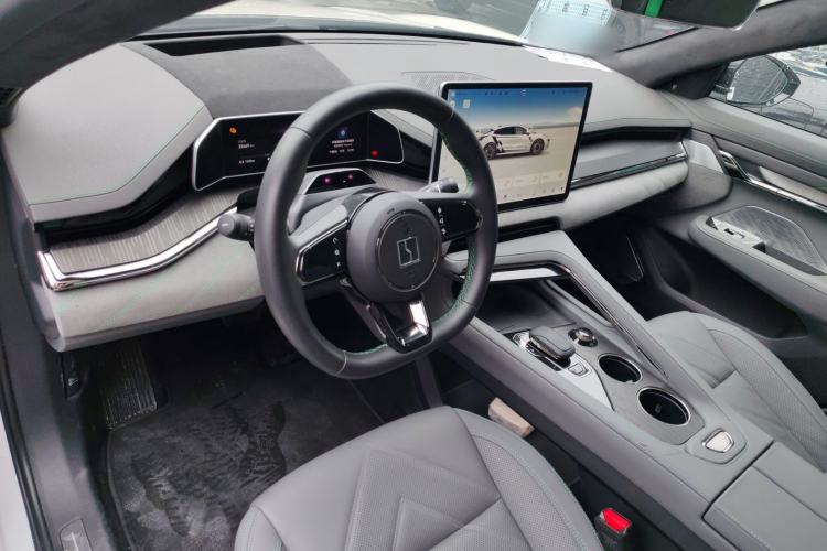 Used Zeekr 001 2023 WE Edition 100 kWh