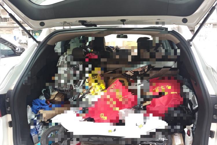 Used Hyundai Santa Fe 2013 2.4L Automatic Two-Wheel Drive Smart Version Trunk