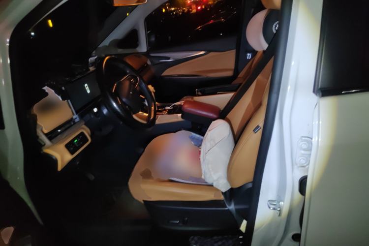 Used SAIC MAXUS G50 PHEV 2025 Leading Edition