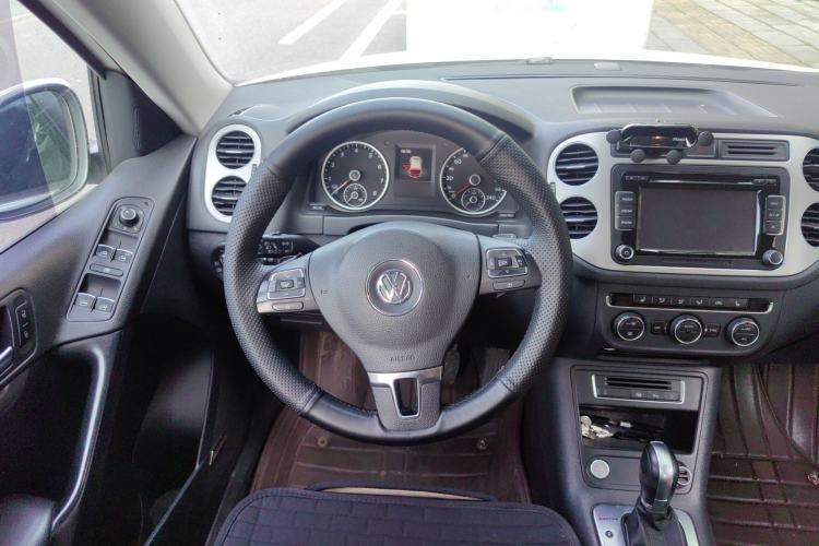 Used Volkswagen Tiguan 2015 2.0 TSI Automatic All-Wheel Drive Flagship Edition