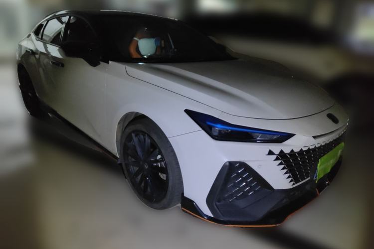 Used CHANGAN UNI-V 2024 2.0T Classic Sport Edition
