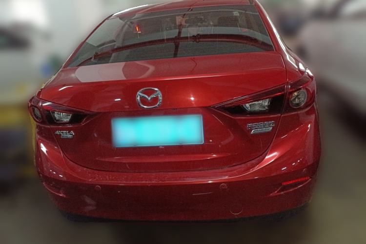 Used Mazda 3 Axela 2016 Sedan 1.5L Automatic Comfort Model
