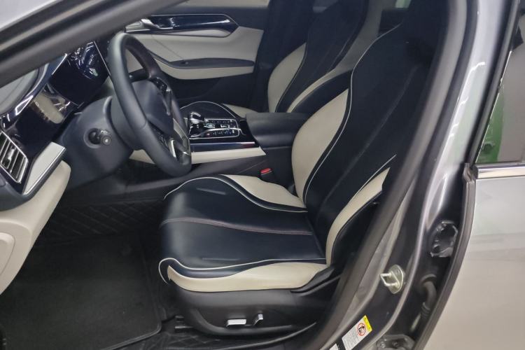 Used BYD Qin PLUS 2021 EV 400KM Luxury Model Left Front Seat